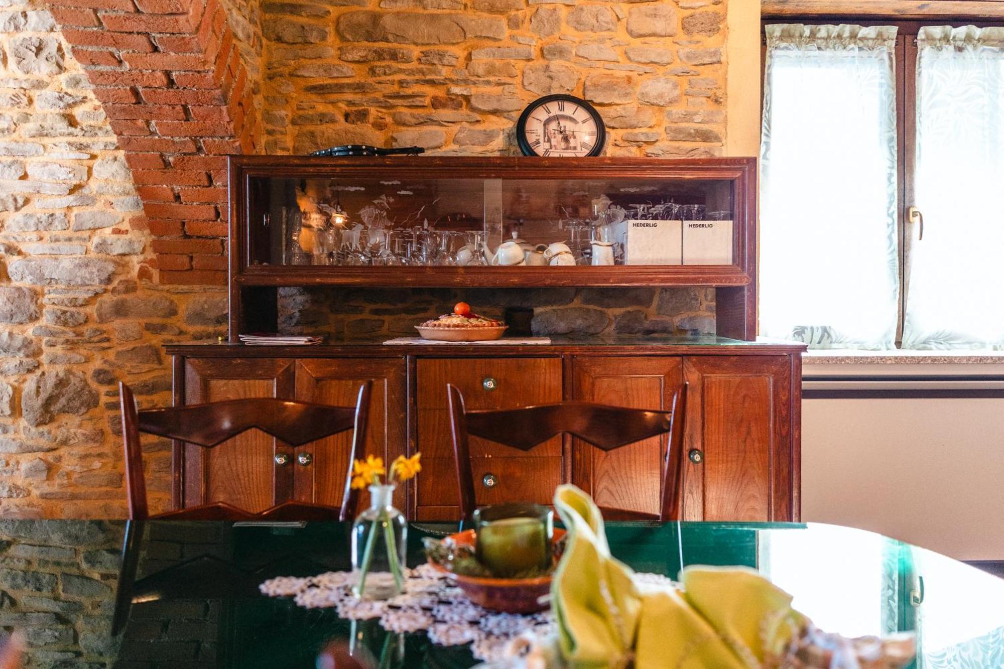 B&B Cascina Galli Merana Bagian luar foto